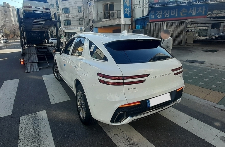GV70