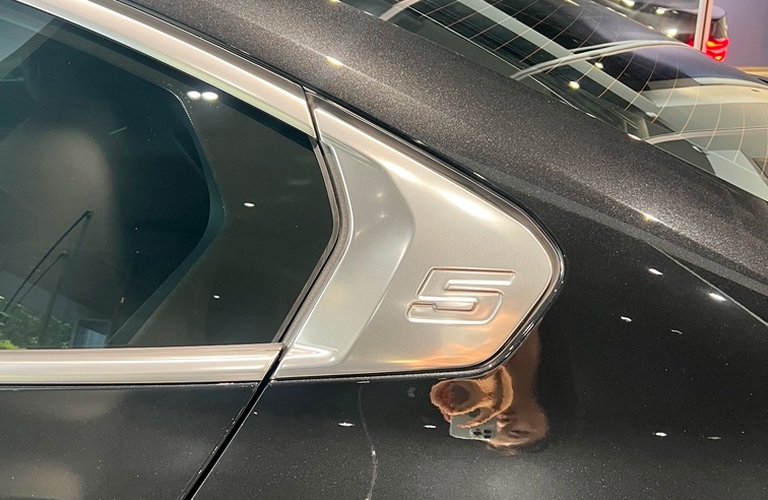 BMW 520I