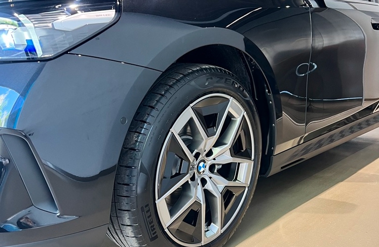 BMW 520I